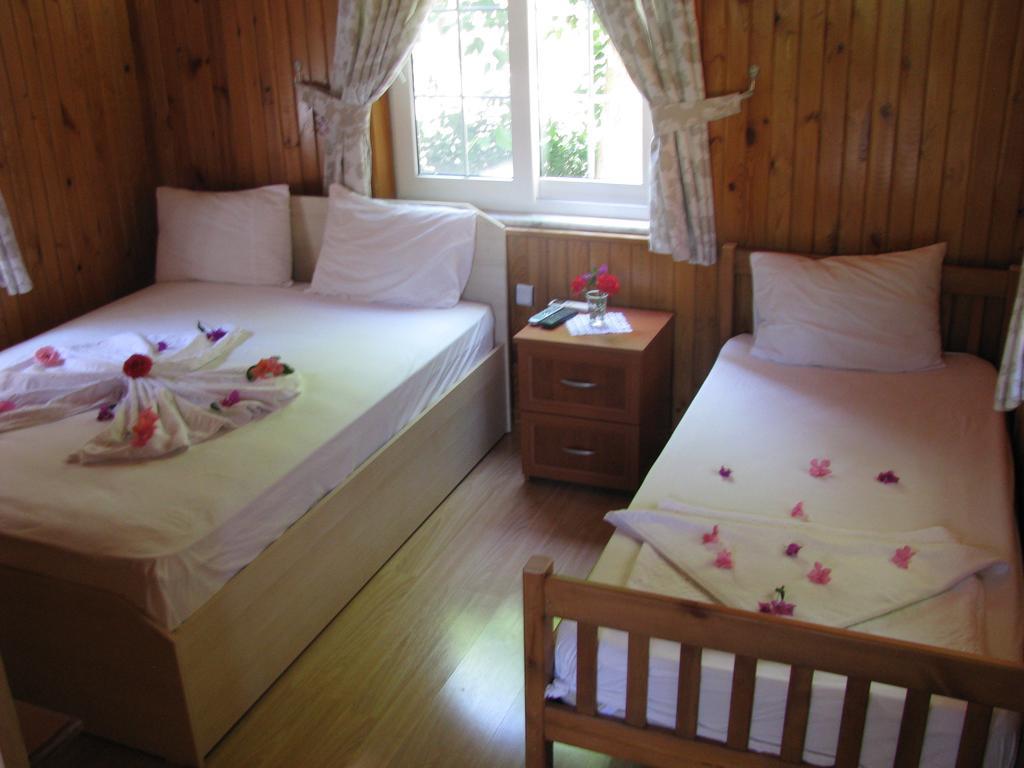 Atici 2 Hotel Adrasan Pokoj fotografie